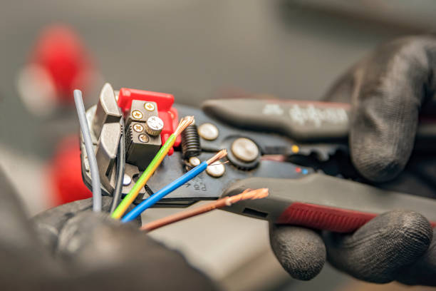 Best Circuit Breaker Repair  in Lost Hills, CA